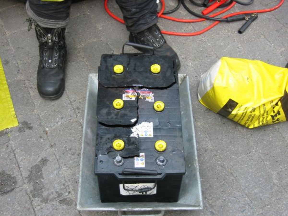 Freiwillige Feuerwehr Telgte 24.4., Batterie explodiert
